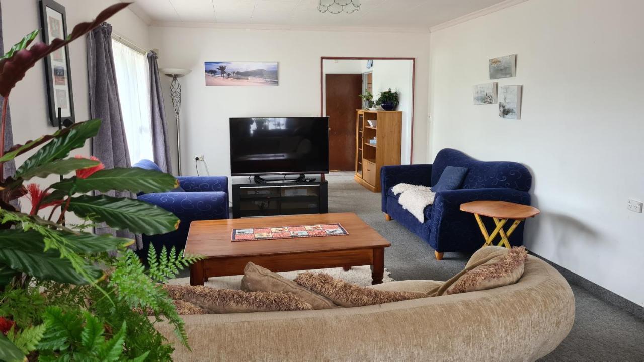 Golden Bay Motel Takaka Buitenkant foto